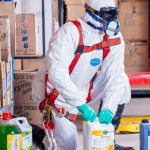 Bezpieczny przewóz chemikaliów krok po kroku: kluczowe zasady, o których warto pamiętać