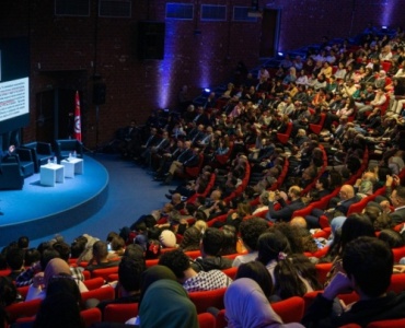 Dokąd zmierzają konferencje biznesowe? Najważniejsze trendy na najbliższe lata